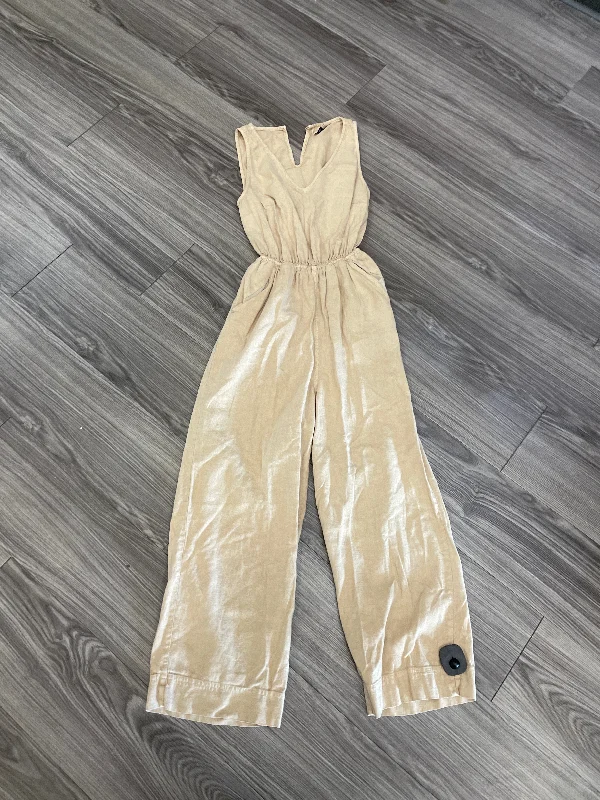 Tan Jumpsuit Universal Thread, Size Xs Velvet unclassified dresses